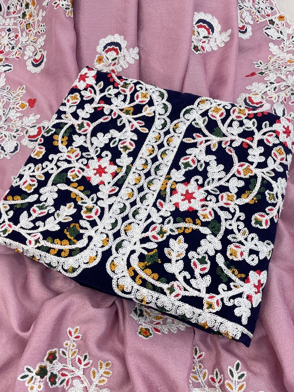 Rose Pink Silk Saree with Aari and Thread Work, view 4